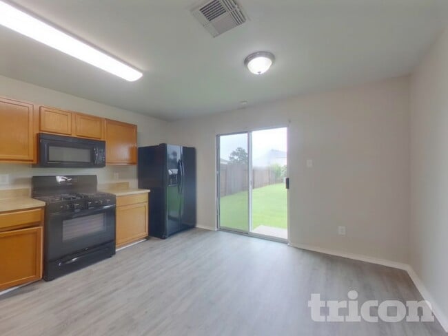 Photo - 7822 Galleon Field Ln