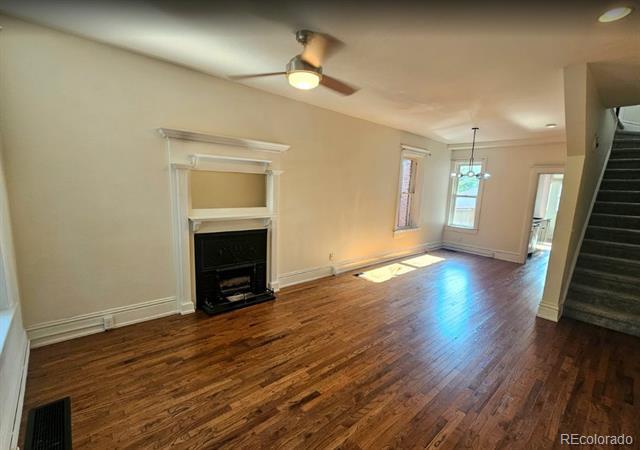 Photo - 2073 Emerson St