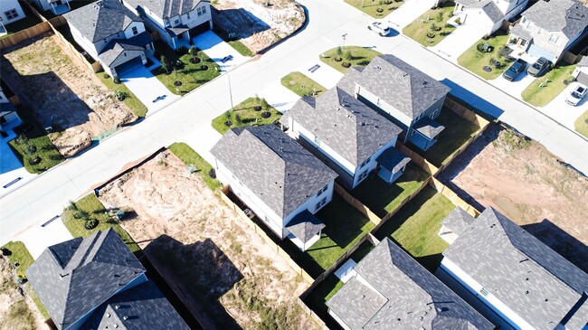 Photo - 211 Forest W St