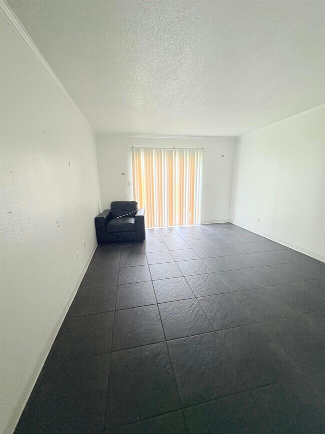 Photo - 2325 W Pensacola St Condo Unit 154