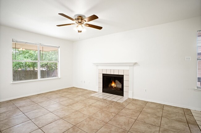 Photo - 6054 Bantry Bay