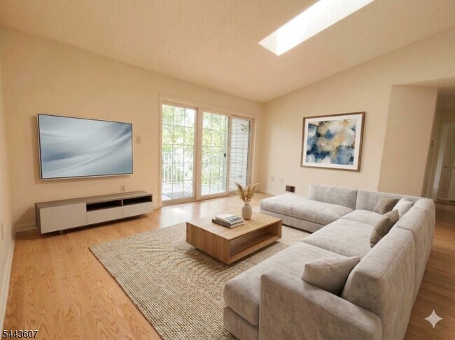 Photo - 816 Breckenridge Dr