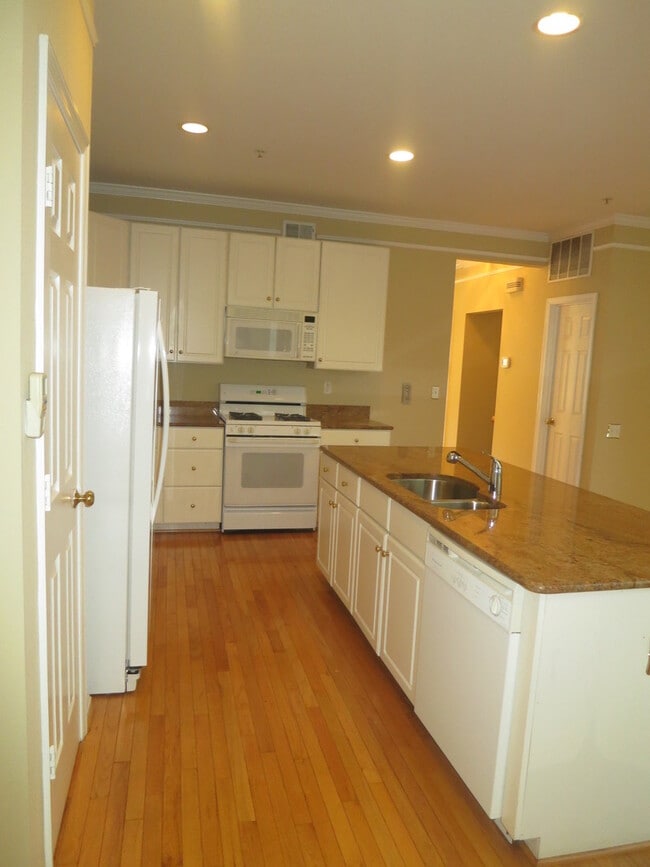 Photo - Luxury! Brick Front Townhouse in Longmead