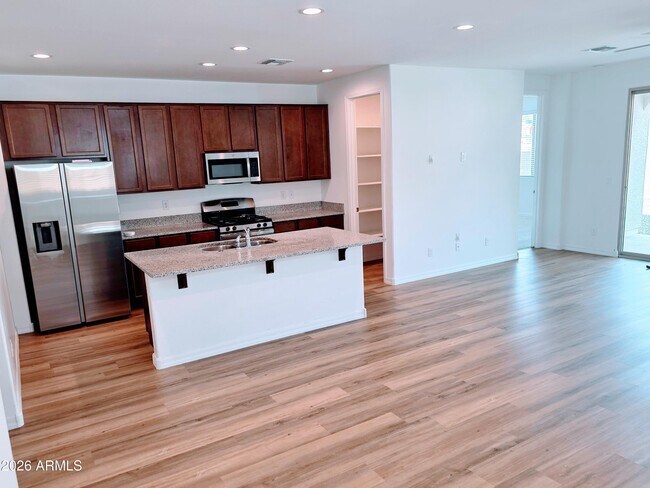 Photo - 6736 W Discovery Dr