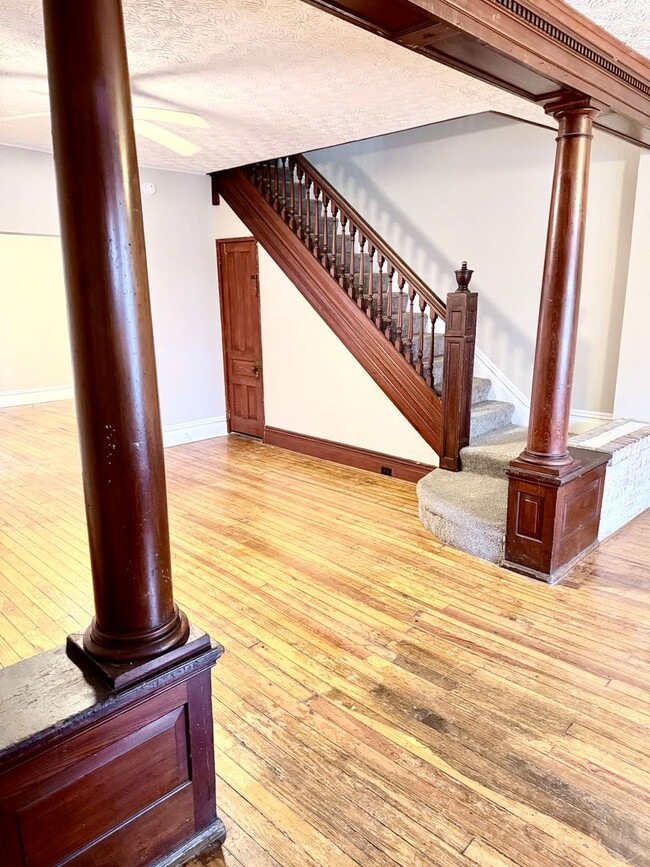 Photo - Charming & Spacious Historic 5-Bedroom Home for Rent in Carlisle, PA
