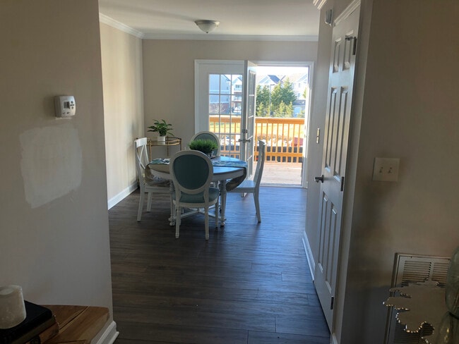 Photo - 983 Red Mile Rd