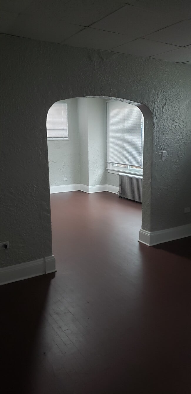 Photo - 535 Shelbourne Ave