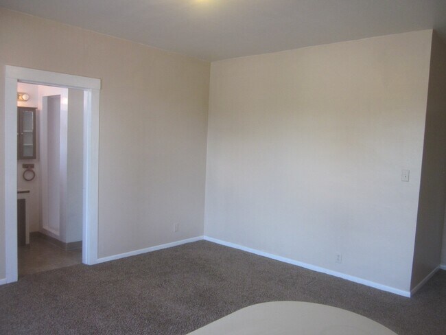 Photo - 2601 Grand Ave Unit 5