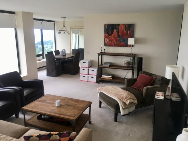 Photo - 5445 N Sheridan Rd Unit 2702