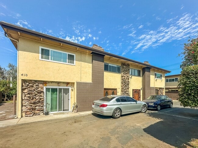 Building Photo - SD: Comfortable 2BD/2BA Condo in Chula Vista with Covered Patio & 2 Parking Spaces