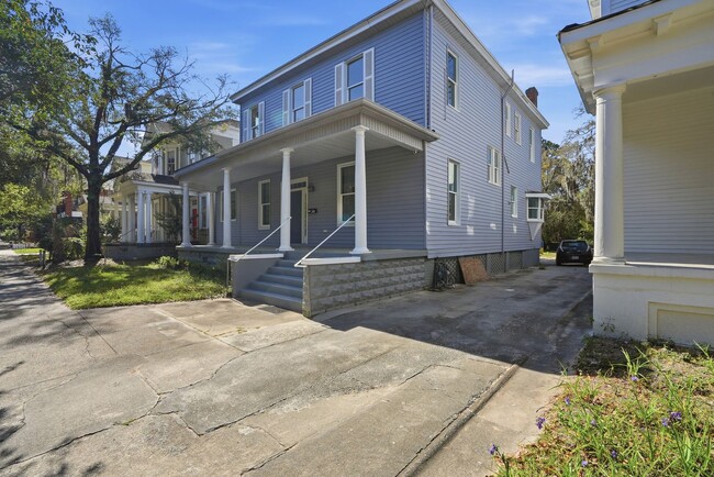 Photo - Beautiful Victorian Home for Lease in the Heart of Savannah