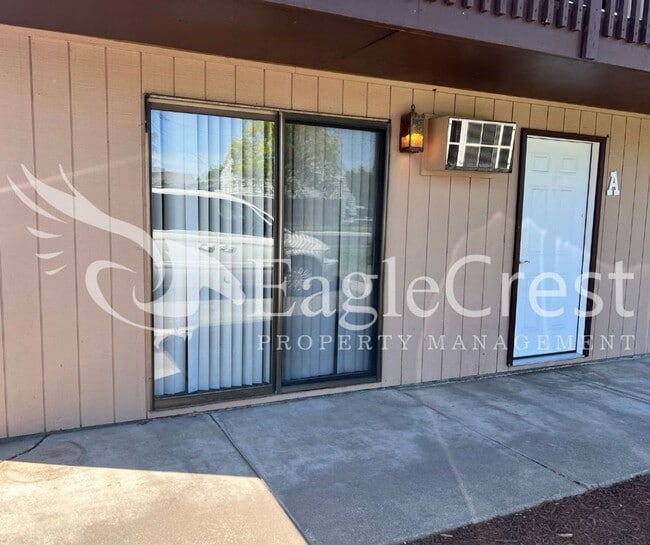 Photo - 320NEC Unit A