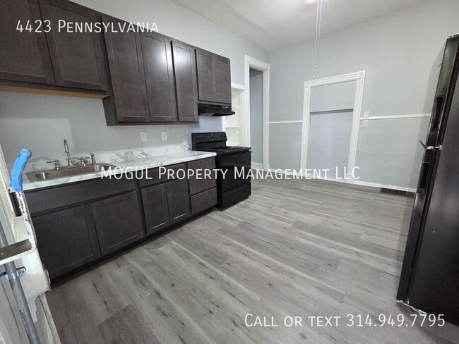 Building Photo - 4423 Pennsylvania-