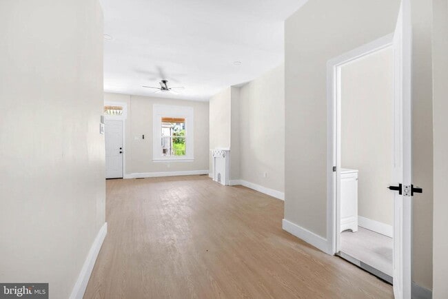 Photo - 4288 Viola St