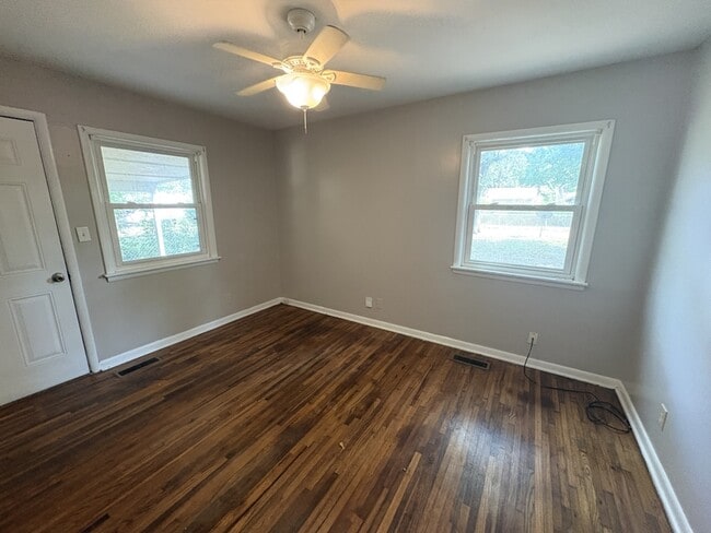 Photo - 224 Pine Ave