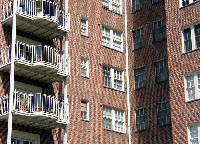Detail of the western facade - Claridge Manor Apartments