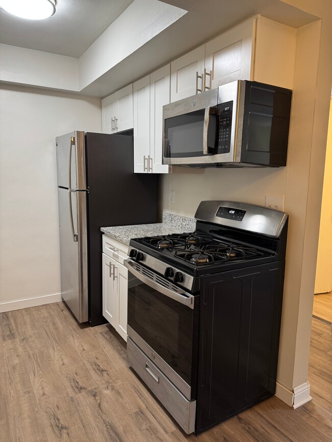 Photo - 2260 N Summit Ave Unit 105