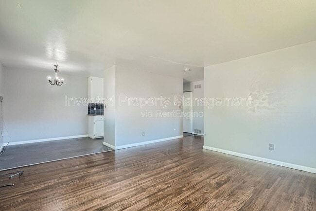 Photo - 1060 S Decatur St