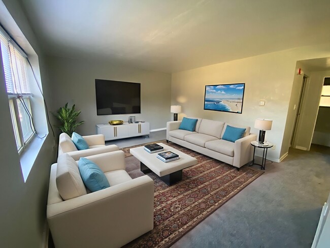 Photo - Carriage Hill