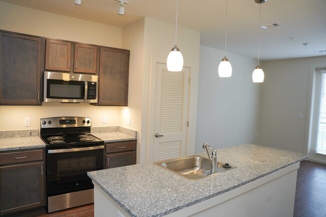 1BR - Small