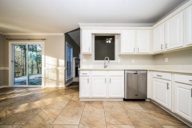 Photo - 201 Retour Cir