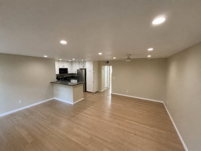 Photo - 13100 Bromont Ave Unidad 45