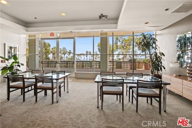 700 E Ocean Blvd Unit 1102