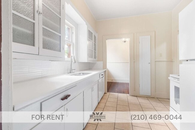 Photo - 1618 W Kings Hwy