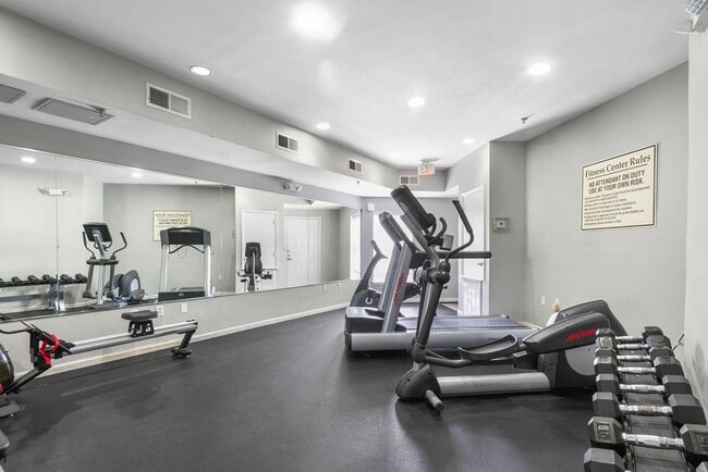 Photo - Nice 1 Bed 1 Bath at Capstone Quarters! Available Fall 2026!