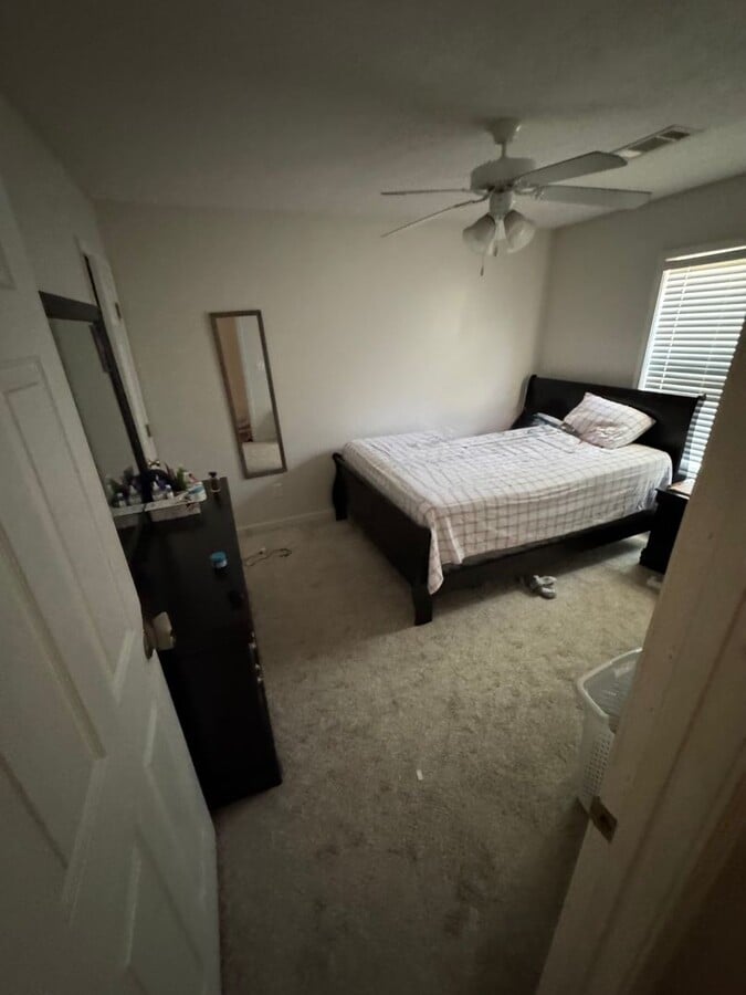 Photo - Meagan 742-744 Unidad Meagan 742