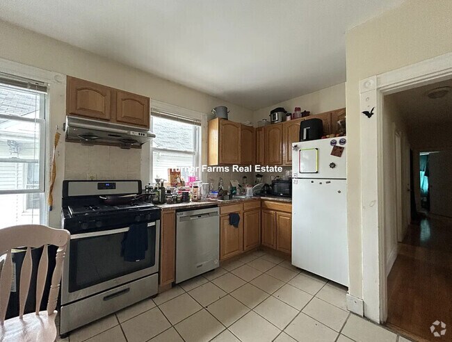 Building Photo - 110 Murdock St Unit 3 Rental