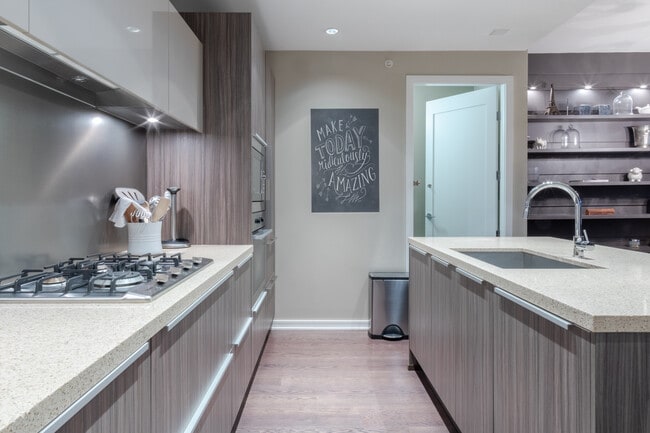 Building Photo - 703-1625 Manitoba St Unit 703