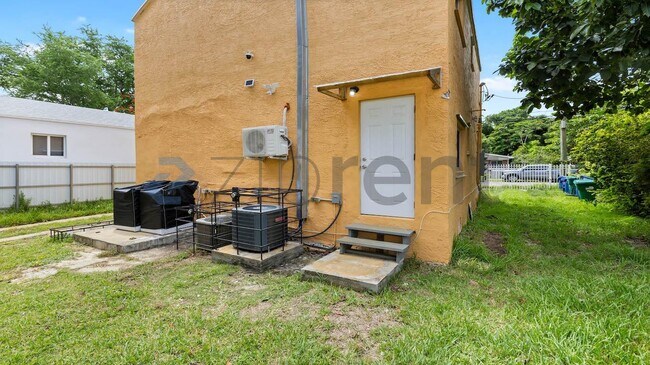 Photo - Unit
