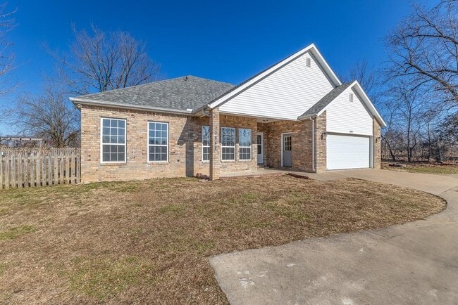 Building Photo - 12842 Ruby Rd
