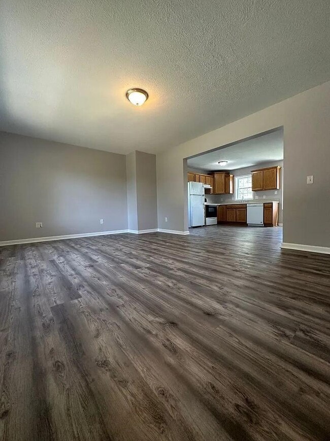 Photo - 3332 Yellow Sulphur Rd