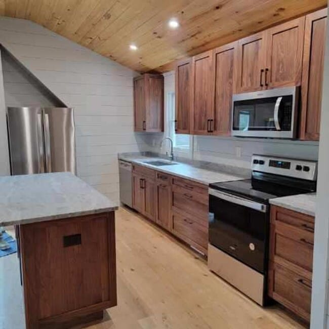 Photo - 101 Margaret Ct Unit Detached Garage