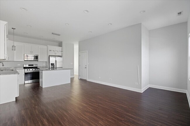 Photo - 2253 W 19th St Unit 3