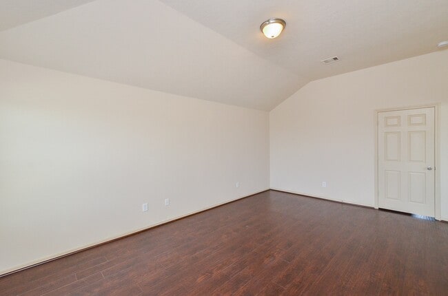 Building Photo - 25135 Ginger Ranch Dr