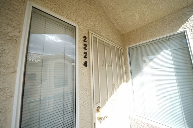 Photo - SHOWINGS AVAILABLE NOW Unidad 2224 - Bldg #57