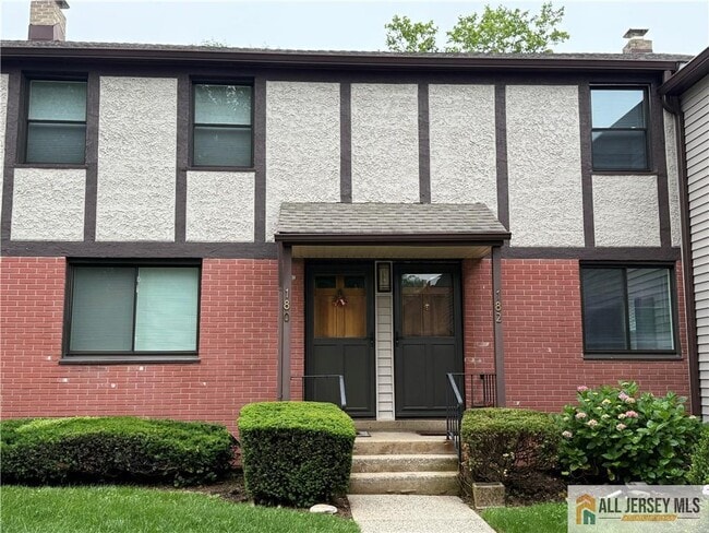 Photo - 182 Newman St Townhome
