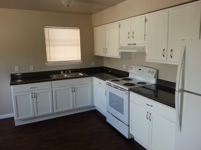 Photo - 1113 Primrose Ave Unidad 2