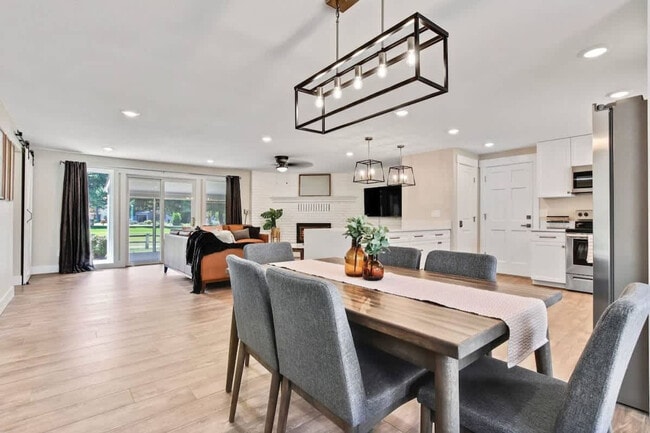 Photo - 1215 E Cerramar Ct Unidad ID1250654P