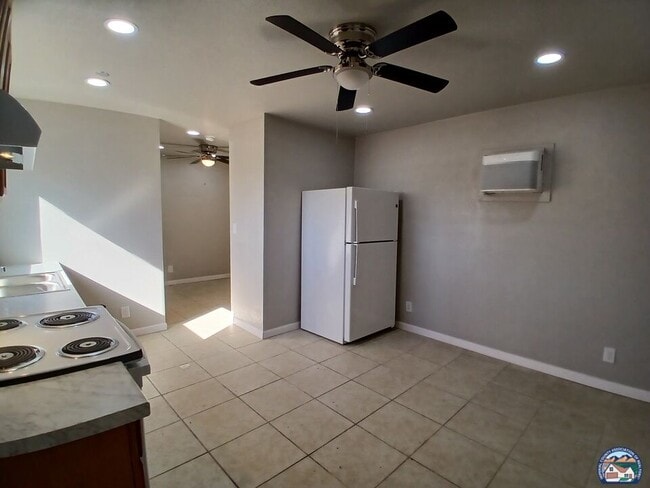 Photo - 357 W Magnolia St