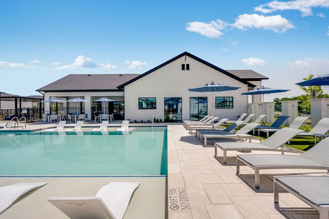 Yardly Stoneridge apartments — community photo