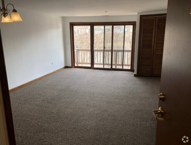 Building Photo - 333 1st St Unit 312 Rental