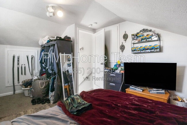 Photo - 732 Campbell Heights