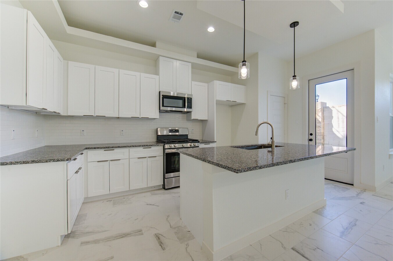 Photo - 2928 El Fenice Ln