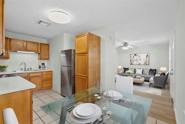 Photo - 234 Cortlandt St Unit 3