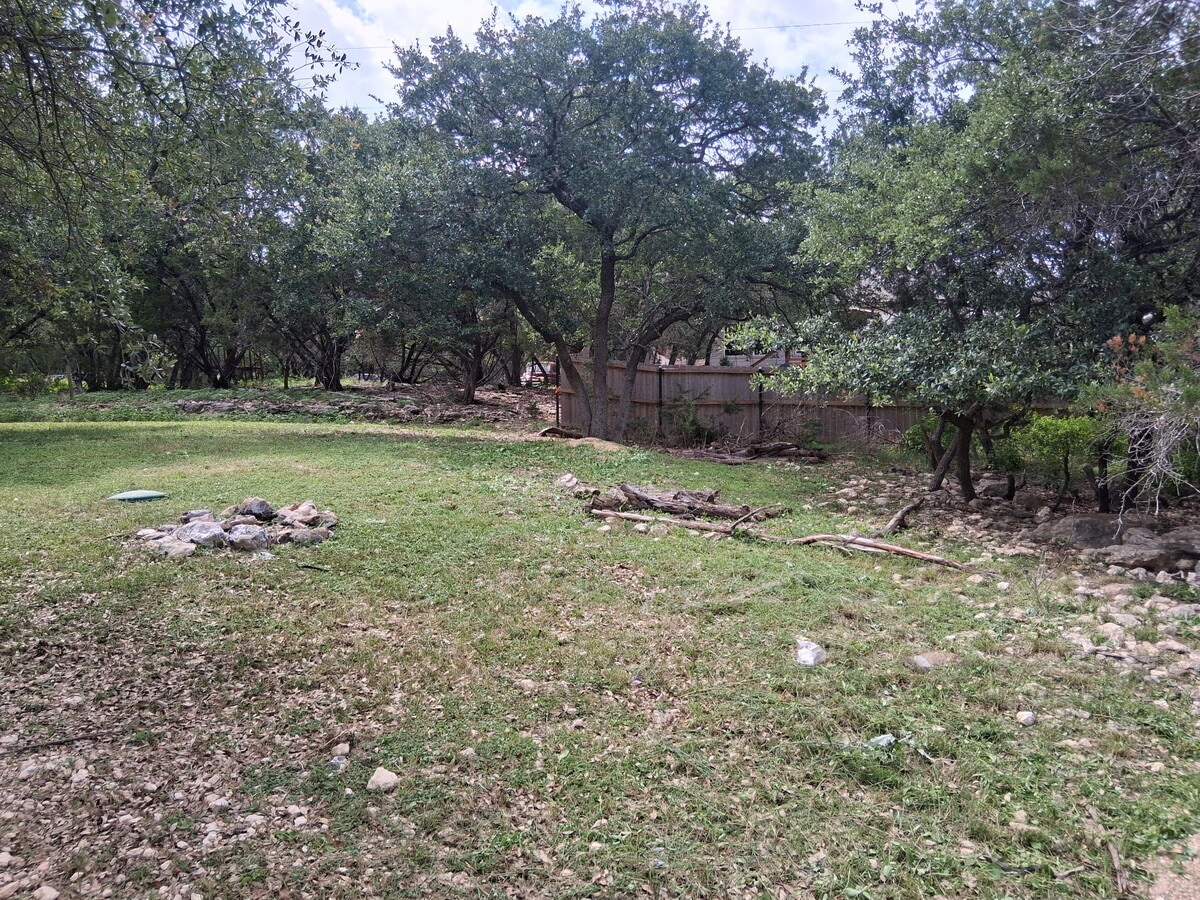 Photo - 1127 Eastview Dr