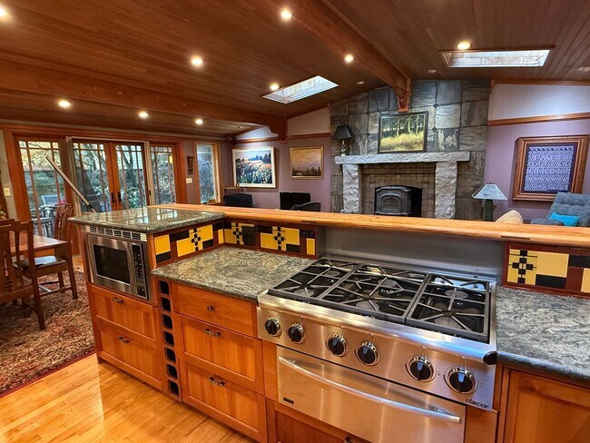 Photo - 10809 SE 17th St